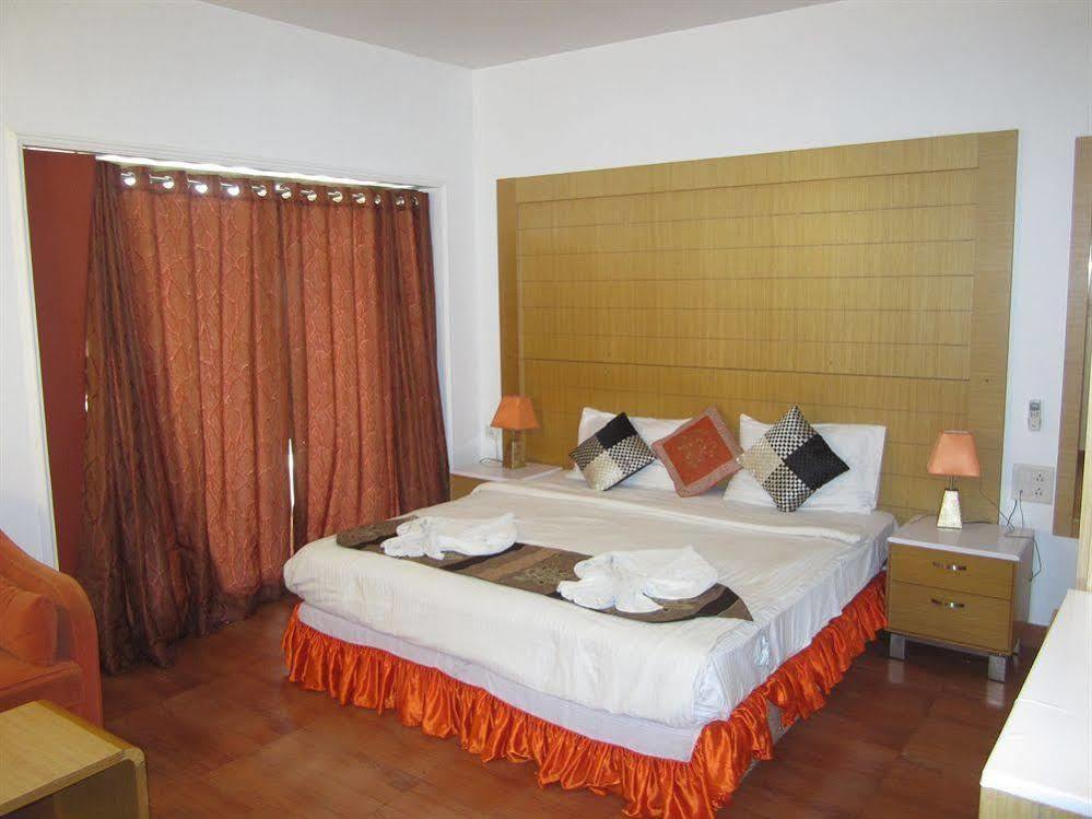 Hotel Windsor Bay Calangute Exterior photo